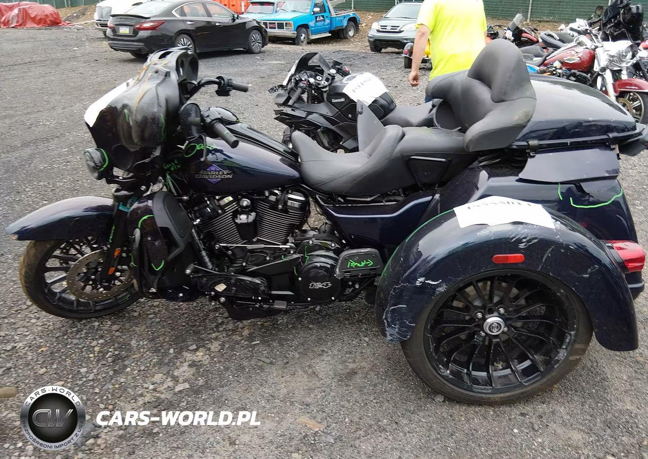 2025 Harley-Davidson Flhtcutg VIN:1HD1MAF14SB853084 - 12