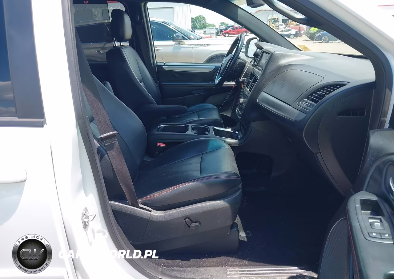 2017 Dodge Grand Caravan Gt VIN:2C4RDGEG4HR862214 - 5