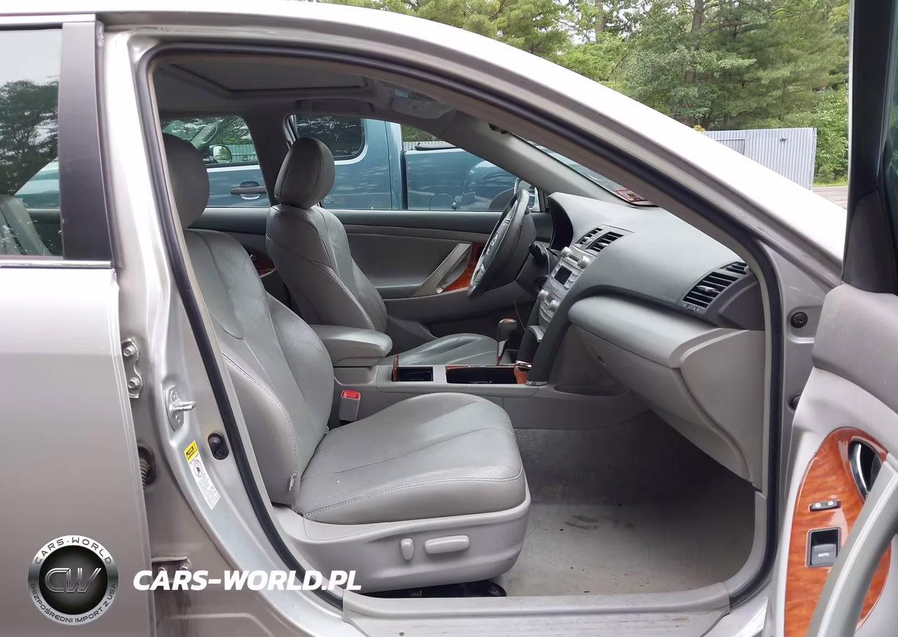2011 Toyota Camry Xle VIN:4T1BF3EKXBU193896 - 5