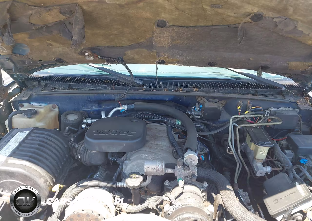1999 Chevrolet Suburban VIN:1GNGK26J7XJ531244 - 10