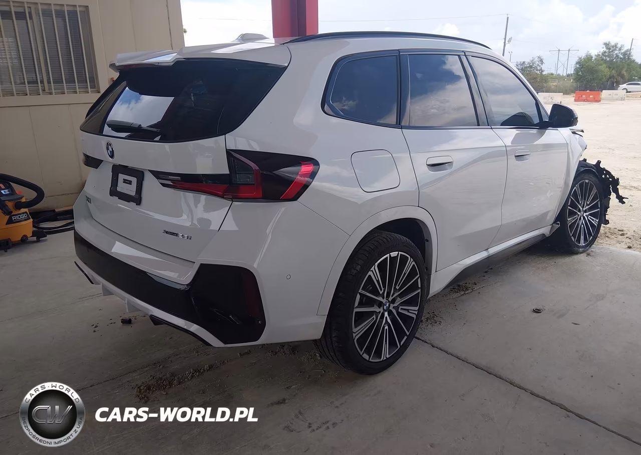 2026 BMW X1 xDrive28I VIN:WBX73EF0XT5579504 - 4