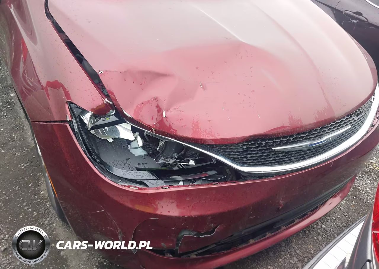 2018 Chrysler Pacifica Lx VIN:2C4RC1CG3JR106267 - 6