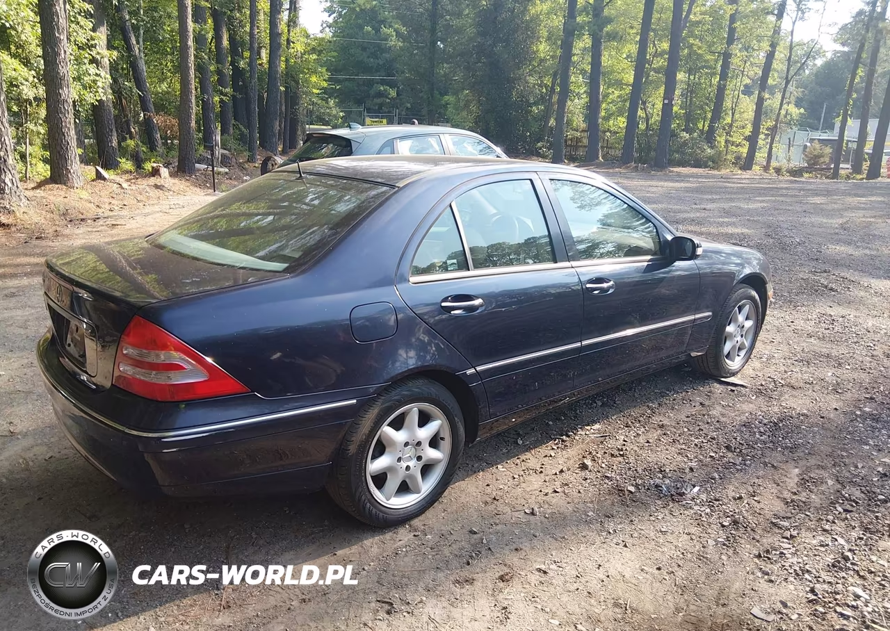 2002 Mercedes-Benz C 240 VIN:WDBRF61JX2F139695 - 4
