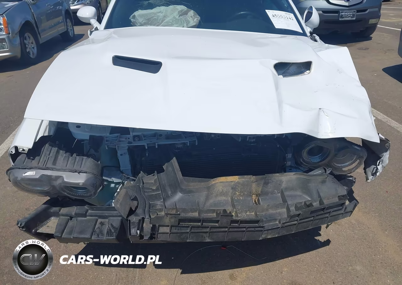 2020 Dodge Challenger Sxt VIN:2C3CDZAG5LH110046 - 18