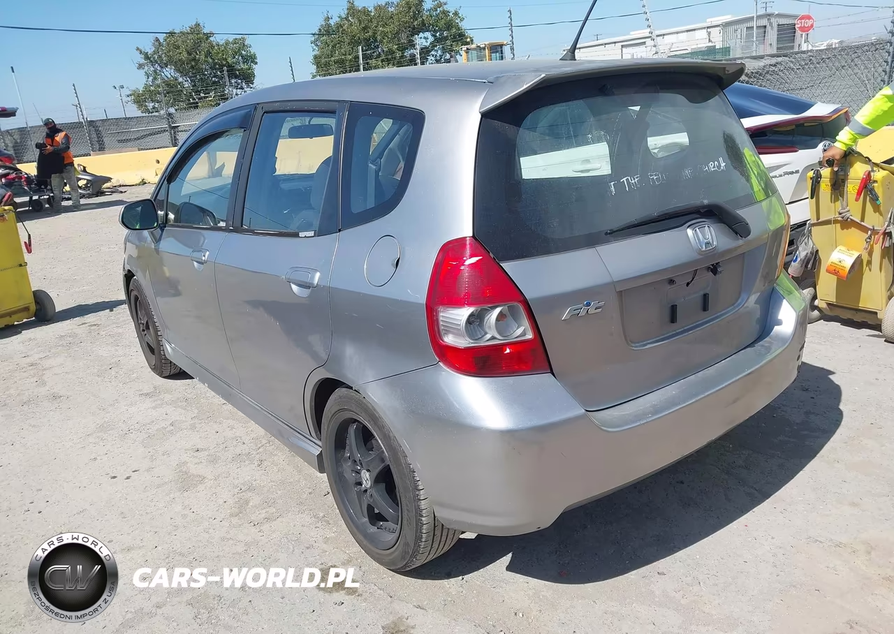 2007 Honda Fit Sport VIN:JHMGD38677S046791 - 3