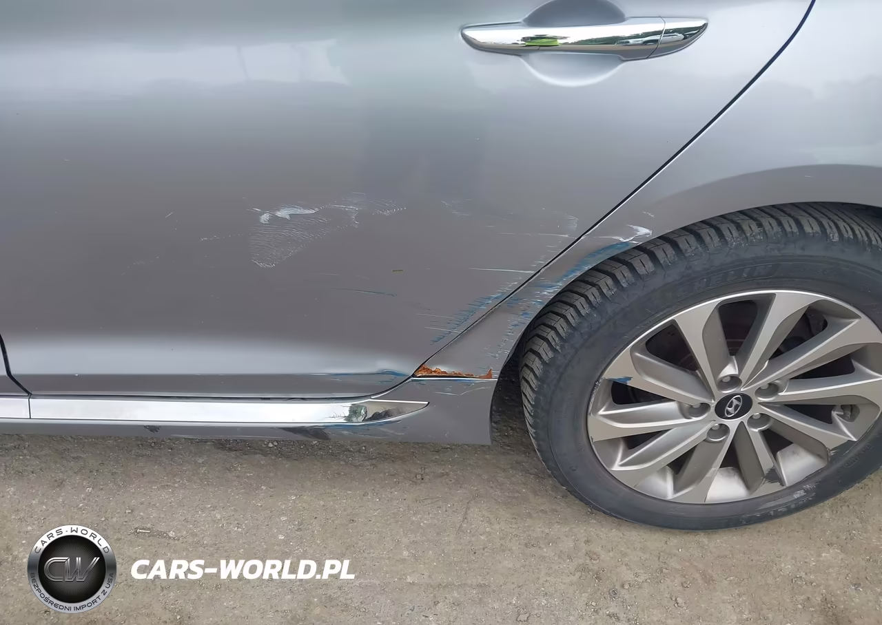 2015 Hyundai Sonata Sport VIN:5NPE34AF4FH242082 - 19