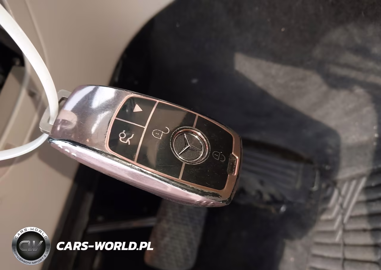 2019 Mercedes-Benz C 300 4Matic VIN:55SWF8EB8KU291058 - 11