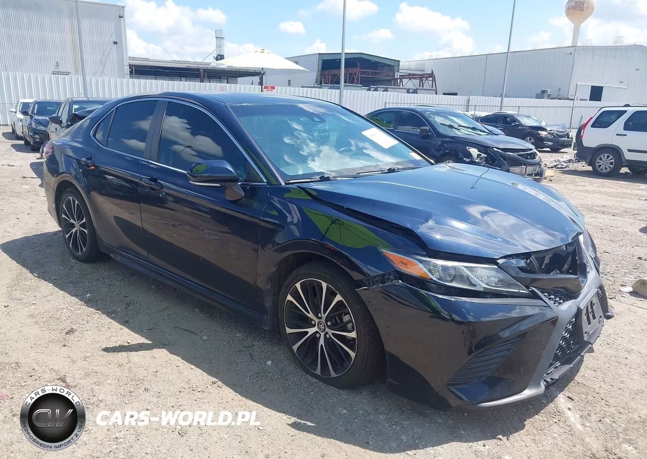 2020 Toyota Camry Se – zdjęcie 1 z 16