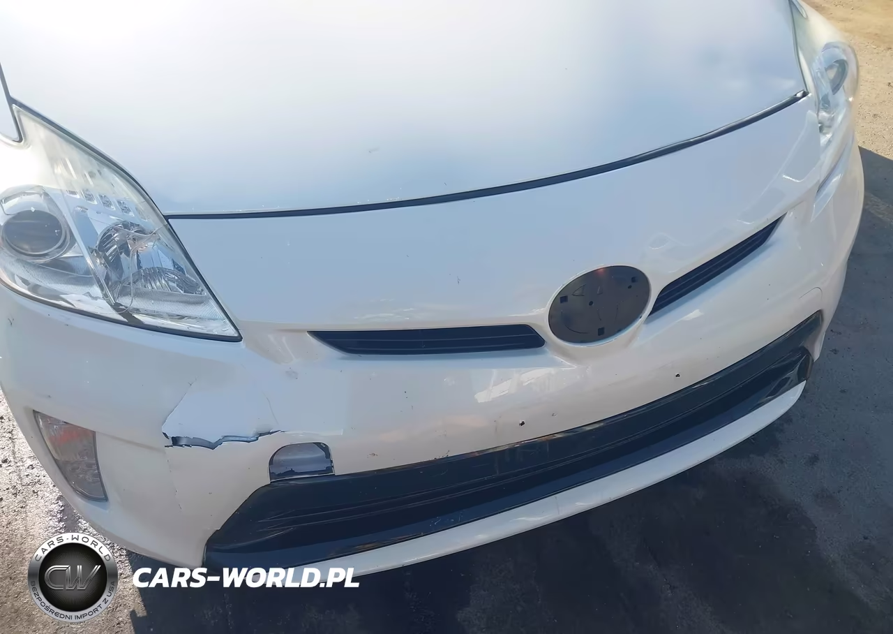2015 Toyota Prius Two VIN:JTDKN3DU8F0396695 - 6