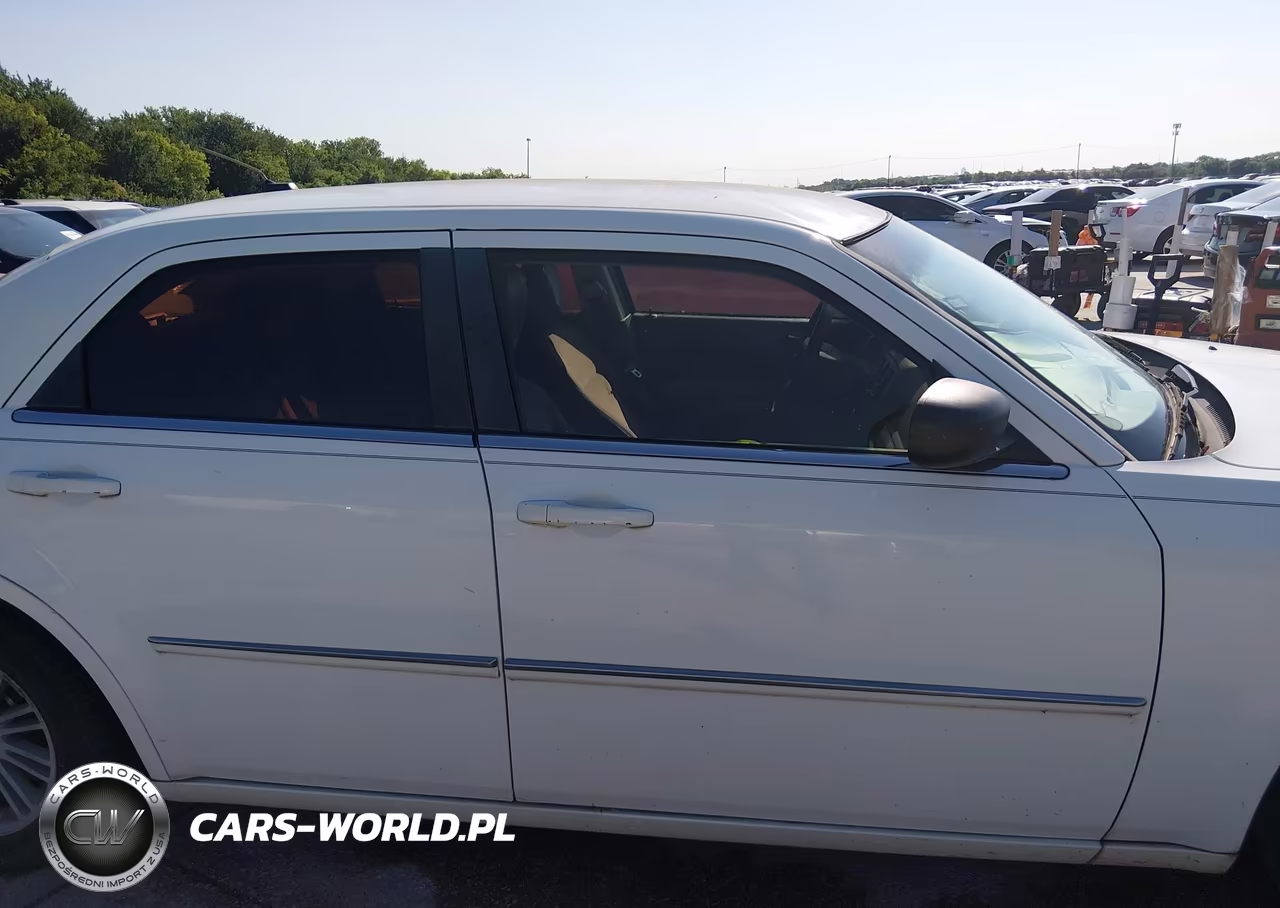 2008 Chrysler 300 Lx VIN:2C3KA43R38H191299 - 13