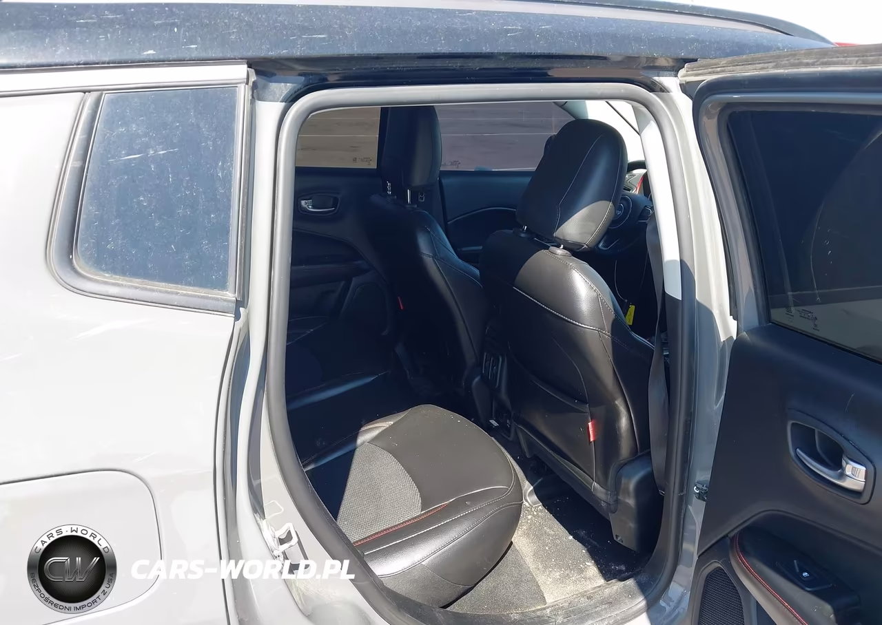 2020 Jeep Compass Trailhawk 4X4 VIN:3C4NJDDB3LT159866 - 8