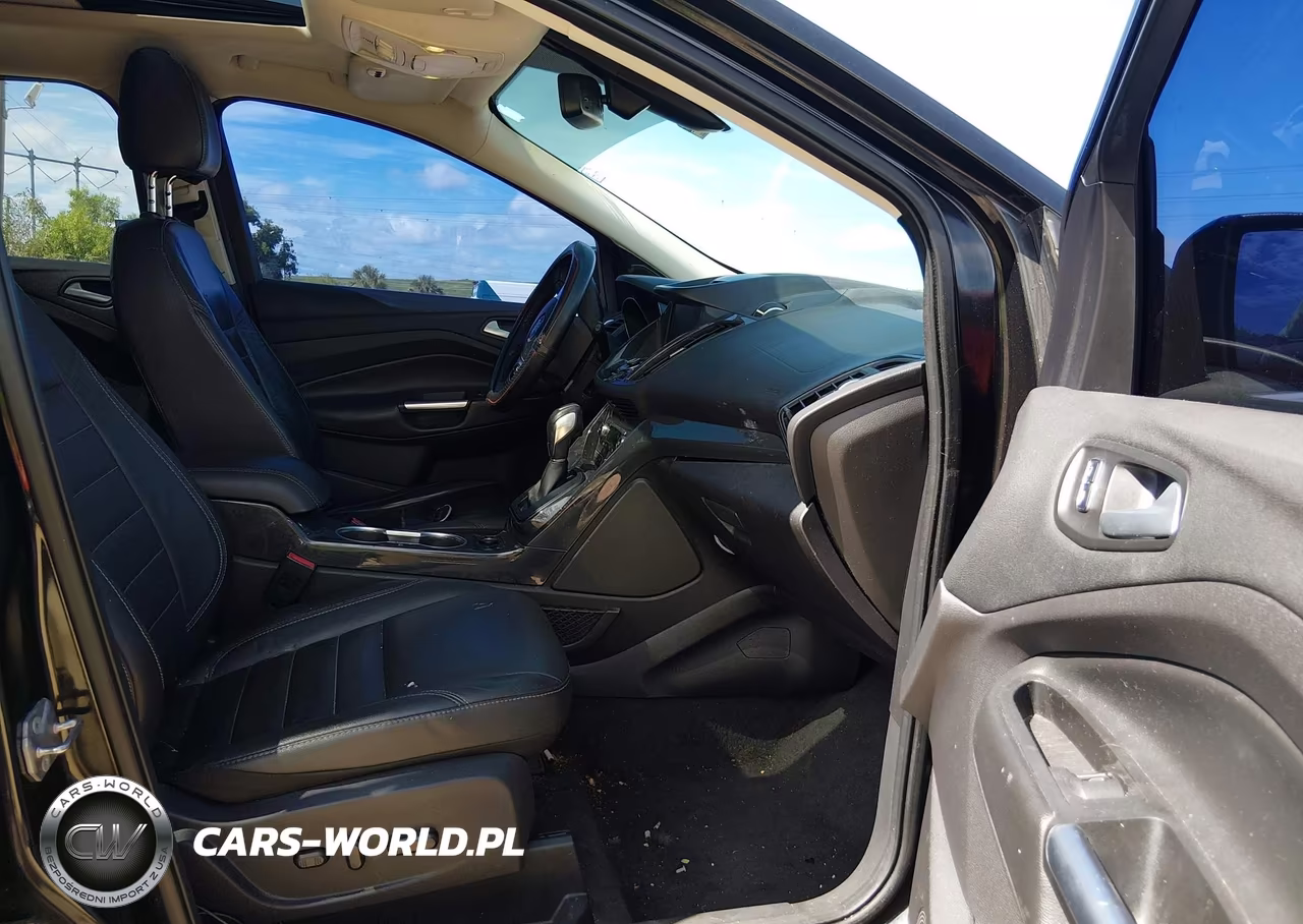 2015 Ford Escape Titanium VIN:1FMCU0JXXFUC87356 - 5