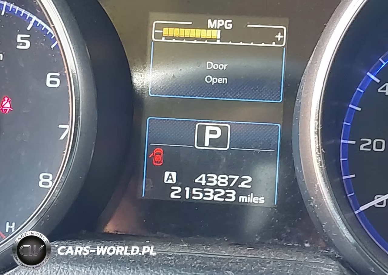2016 Subaru Outback 2.5I Premium VIN:4S4BSBCC3G3332927 - 16