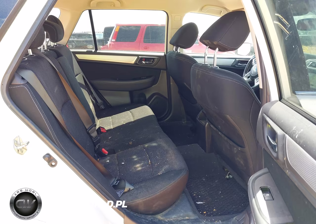 2016 Subaru Outback 2.5I Premium VIN:4S4BSBCC3G3332927 - 8