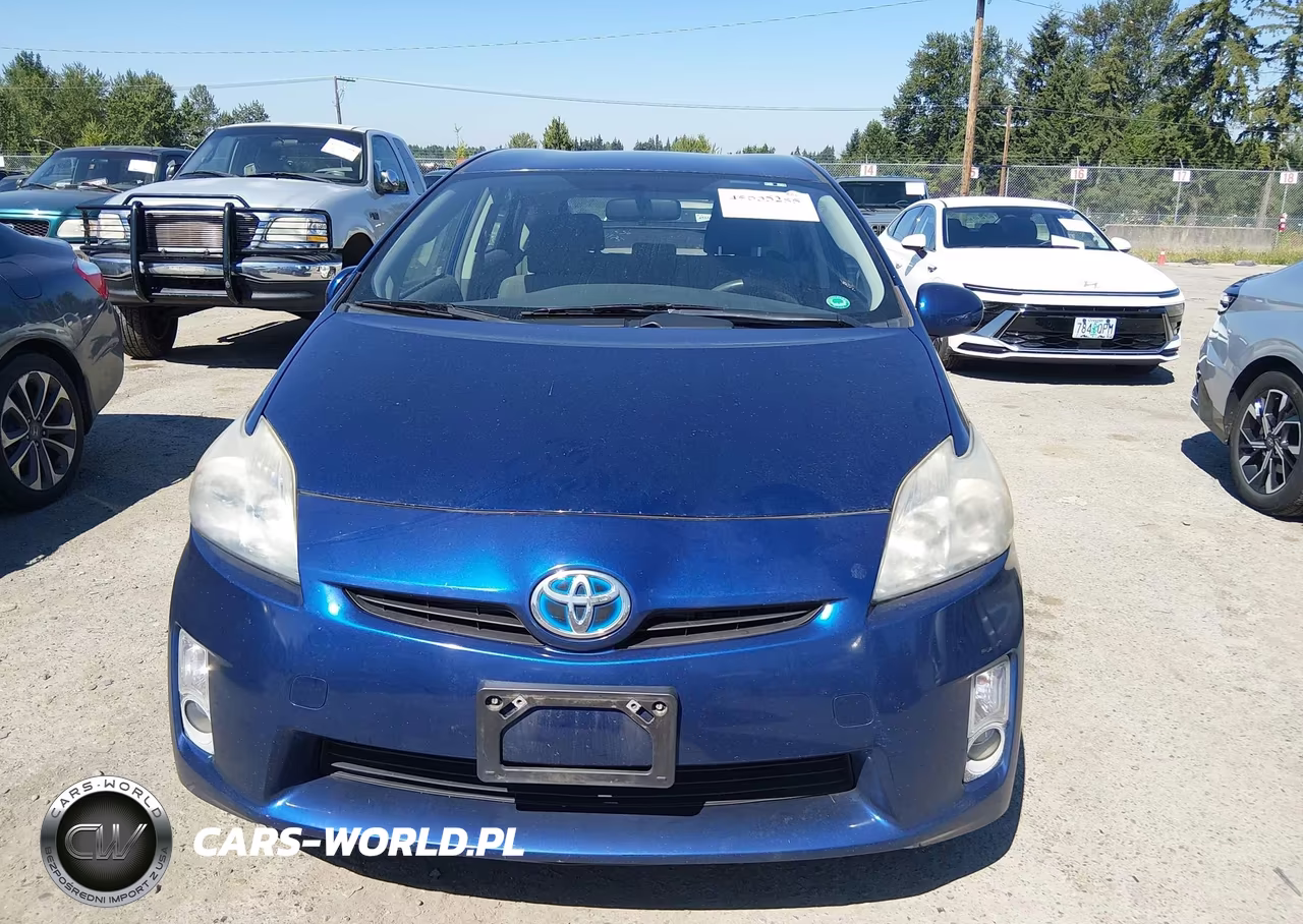 2011 Toyota Prius Two VIN:JTDKN3DU1B1381430 - 12