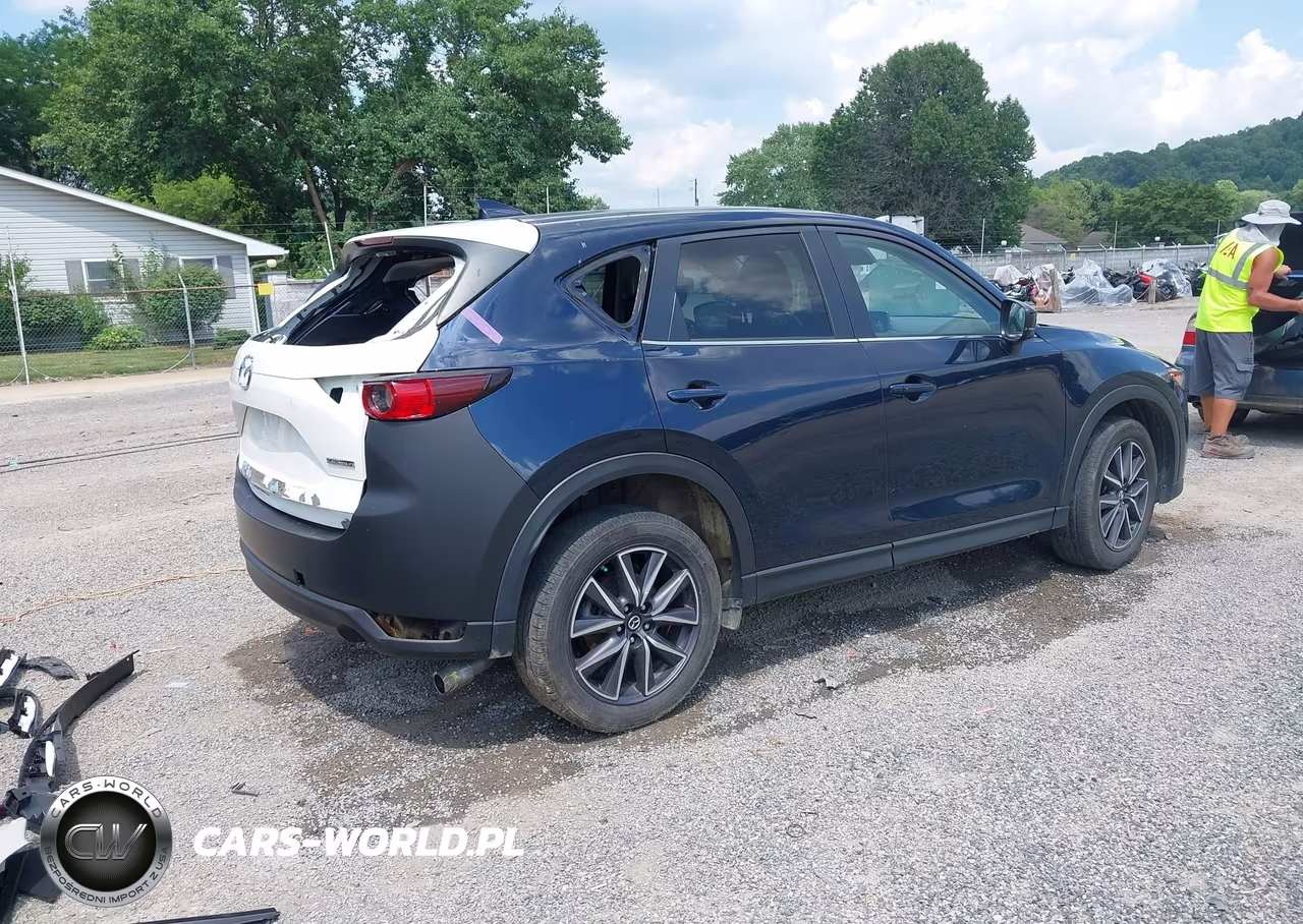 2018 Mazda Cx-5 Touring VIN:JM3KFBCM1J0458964 - 4