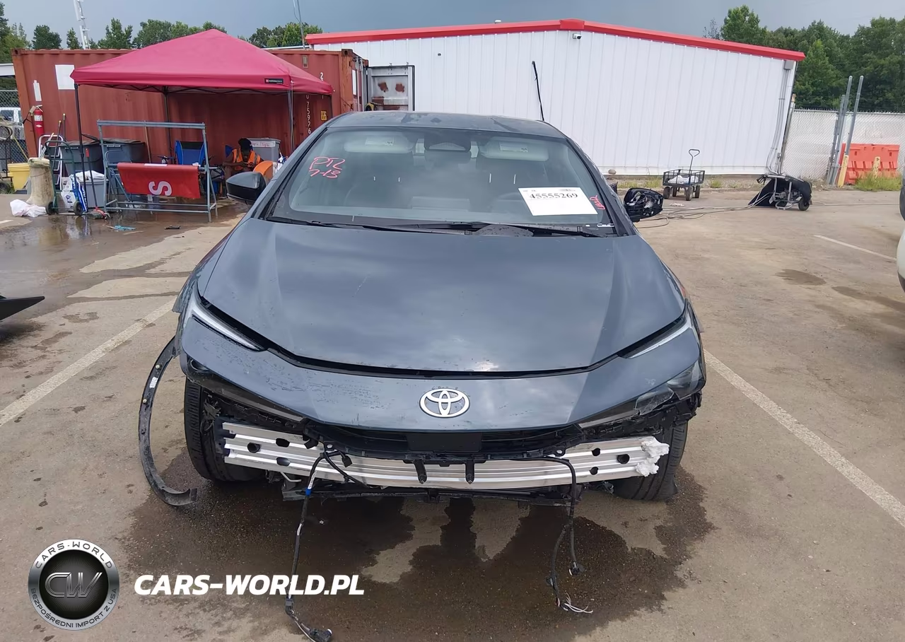 2025 Toyota Prius Le VIN:JTDACAAU3S3064294 - 13