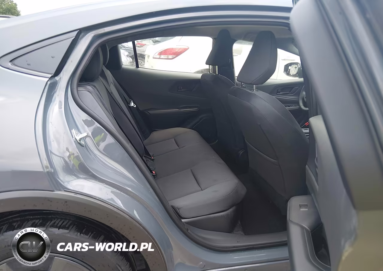 2025 Toyota Prius Le VIN:JTDACAAU3S3064294 - 8