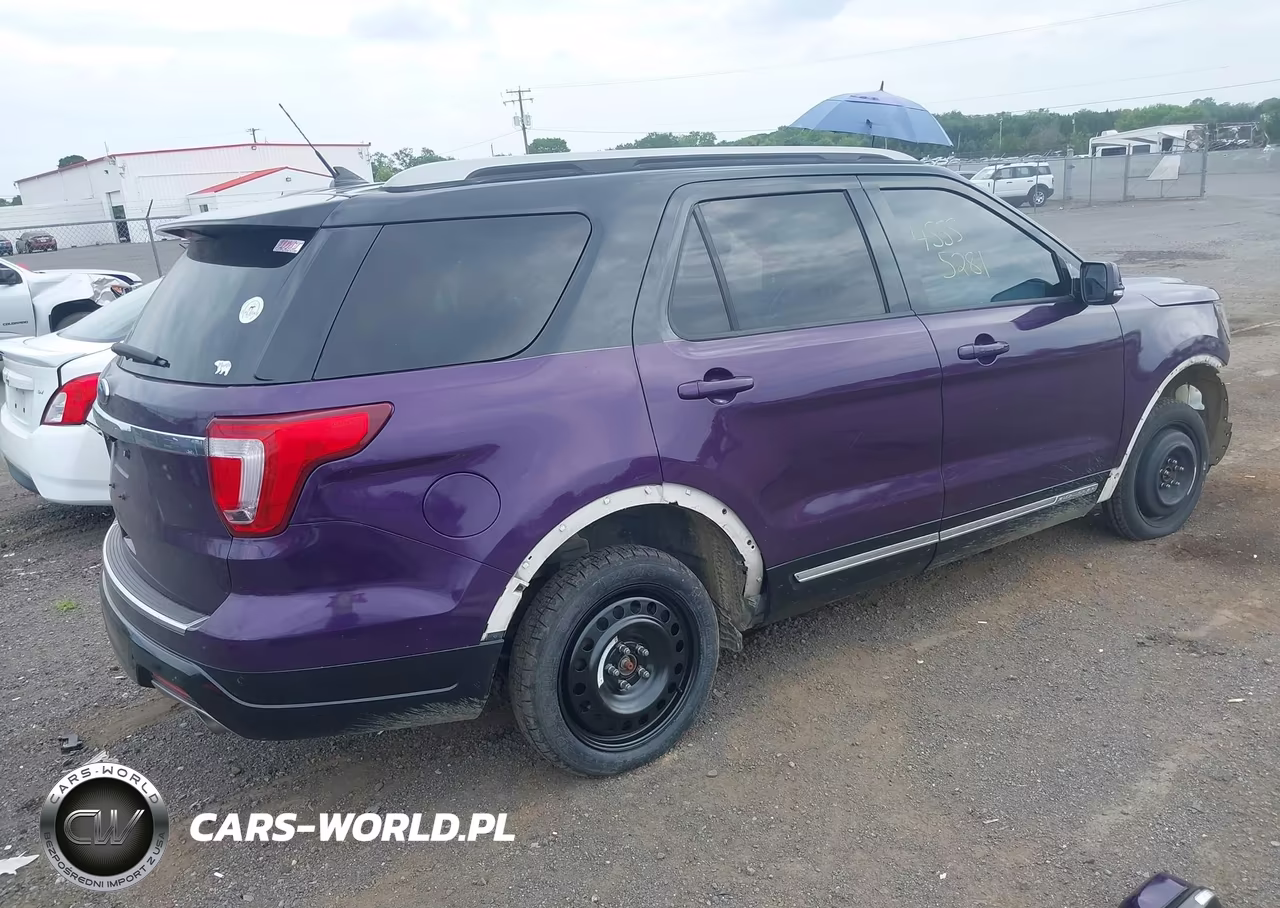 2018 Ford Explorer Xlt VIN:1FM5K8D83JGB69870 - 4