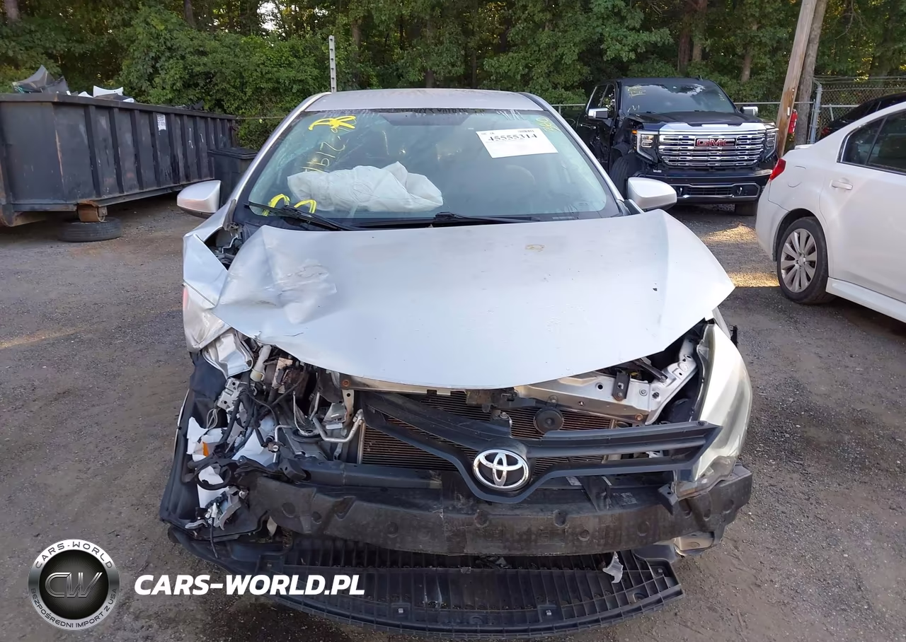 2015 Toyota Corolla Le VIN:2T1BURHE7FC282363 - 12