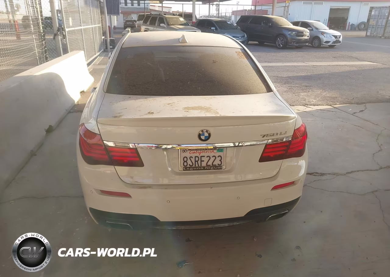 2015 BMW 750Li VIN:WBAYE8C5XFD781599 - 16
