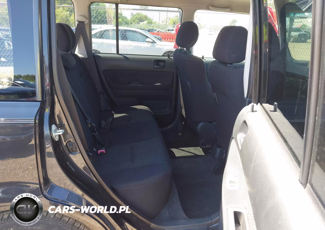 2005 Scion Xb VIN:JTLKT324450189099 - 8