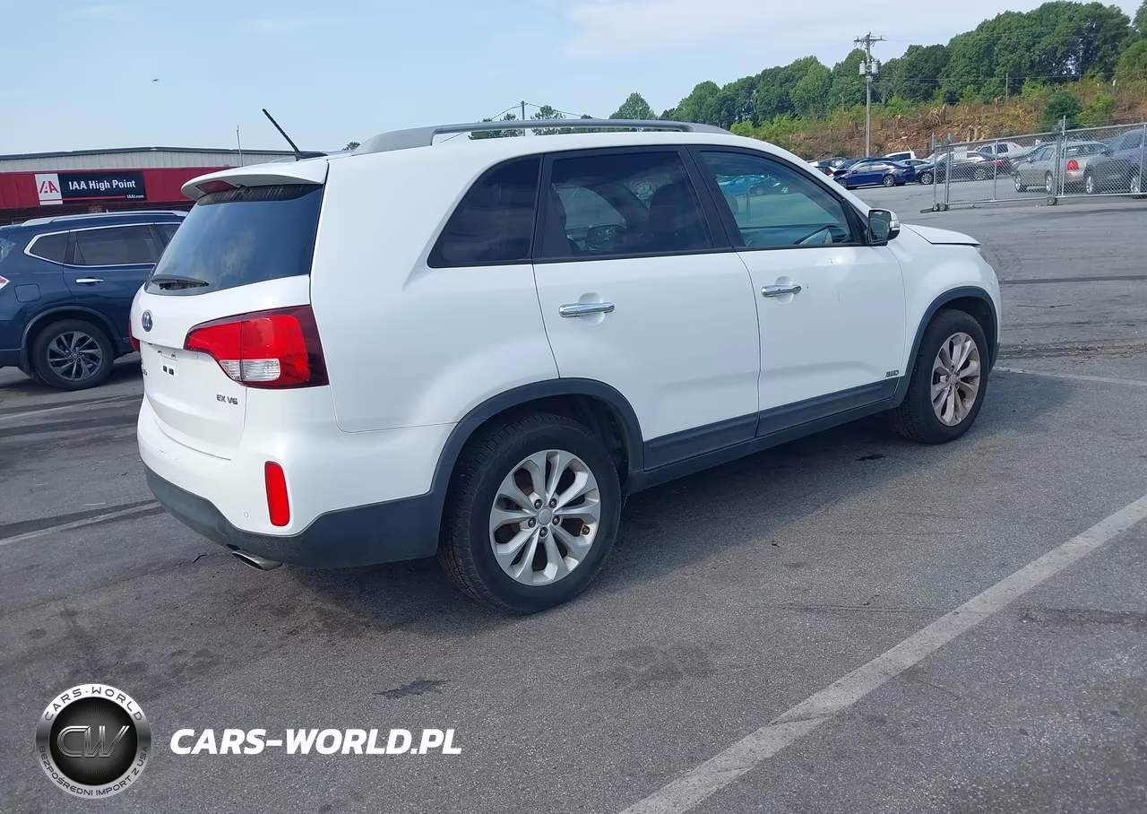 2015 Kia Sorento Ex V6 VIN:5XYKUDA7XFG597967 - 4
