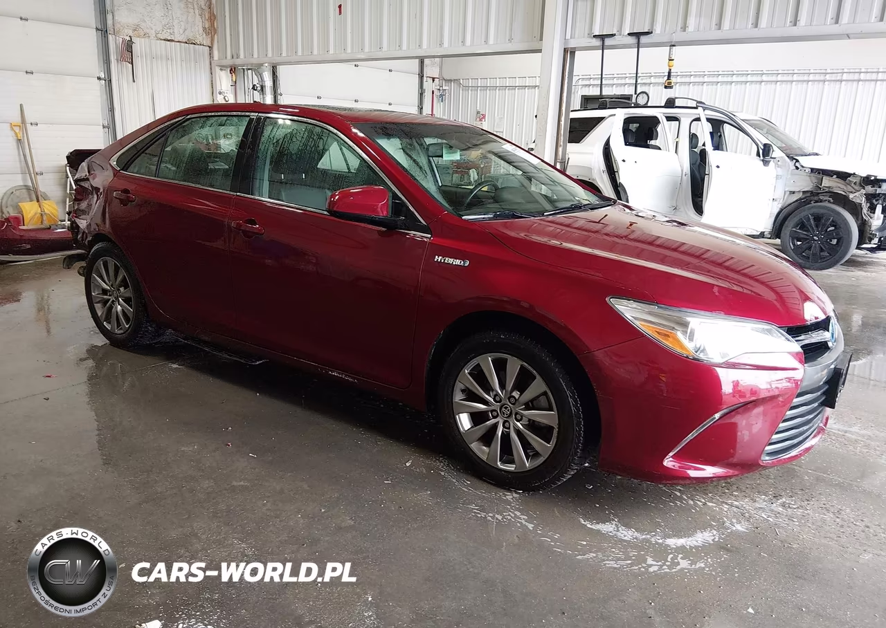 2017 Toyota Camry Hybrid Xle