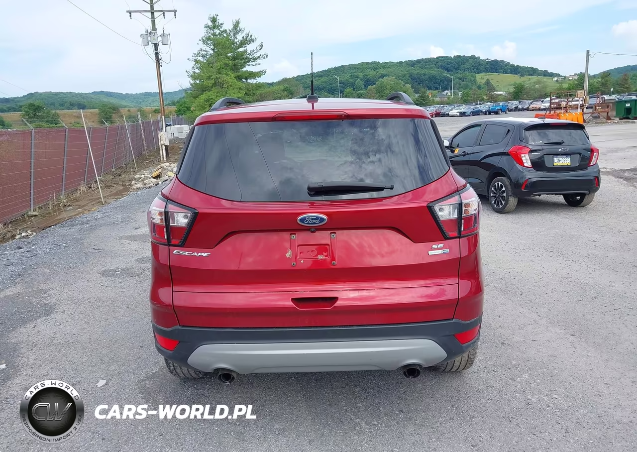 2018 Ford Escape Se VIN:1FMCU9GD4JUC29432 - 16