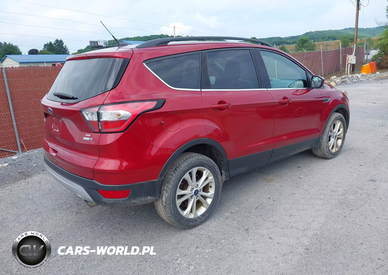 2018 Ford Escape Se VIN:1FMCU9GD4JUC29432 - 4