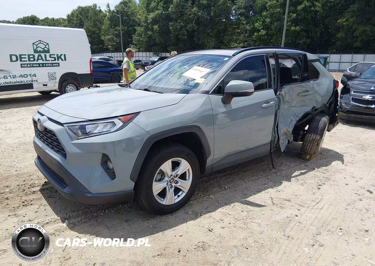2021 Toyota Rav4 Xle VIN:2T3W1RFV8MW122945 - 2