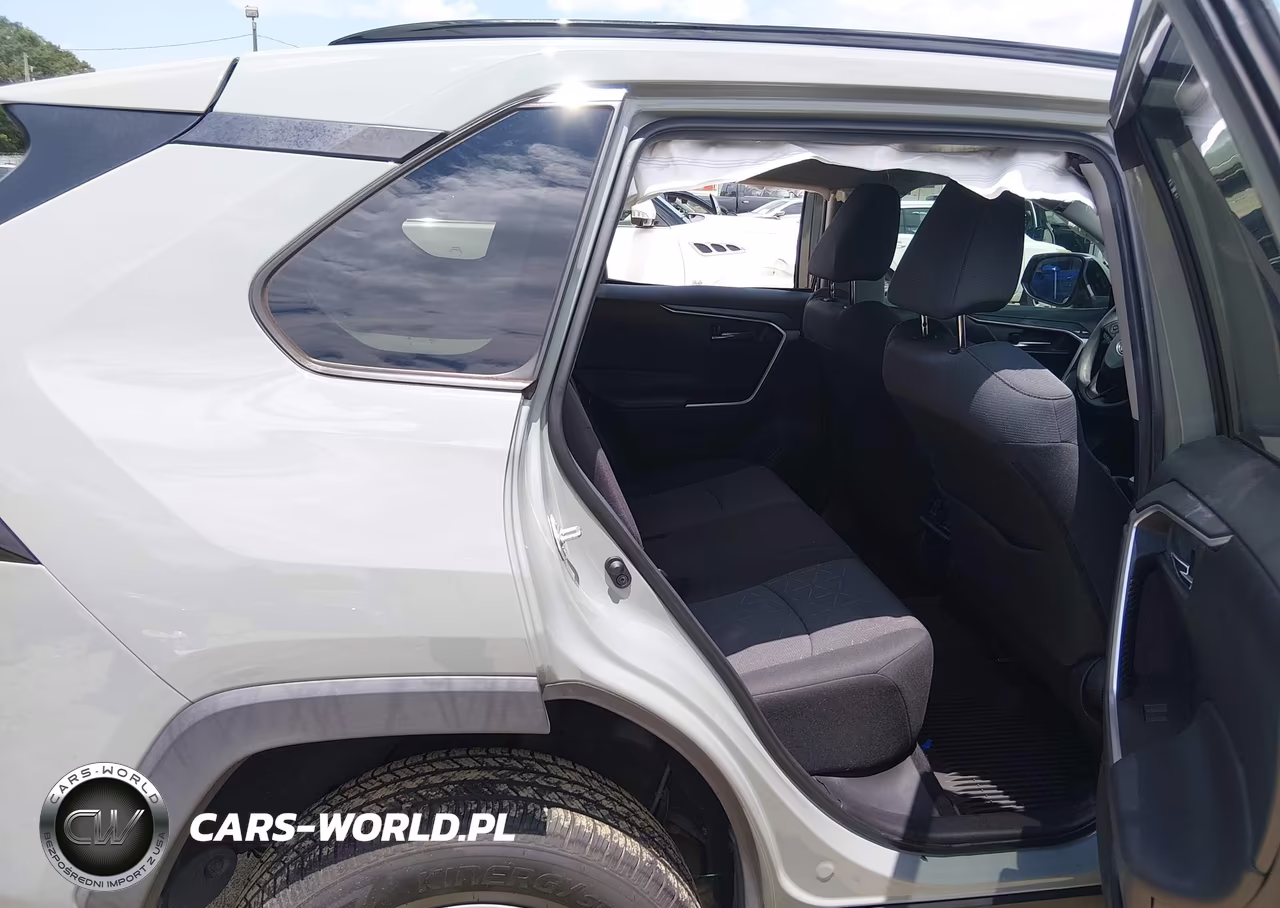2021 Toyota Rav4 Xle VIN:2T3W1RFV8MW122945 - 8