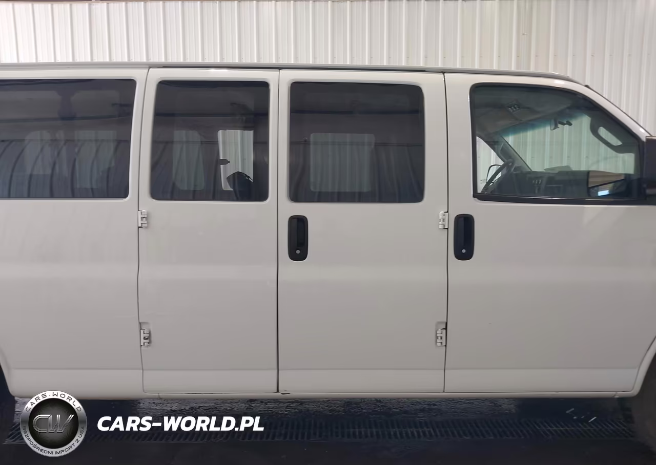 2017 Chevrolet Express 3500 Lt VIN:1GAZGPFG9H1275932 - 13