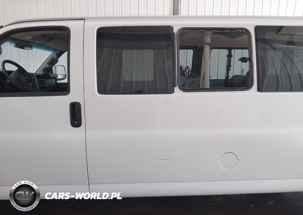 2017 Chevrolet Express 3500 Lt VIN:1GAZGPFG9H1275932 - 14
