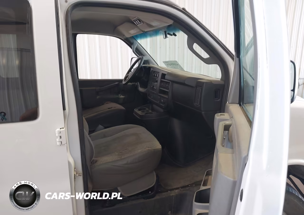 2017 Chevrolet Express 3500 Lt VIN:1GAZGPFG9H1275932 - 5