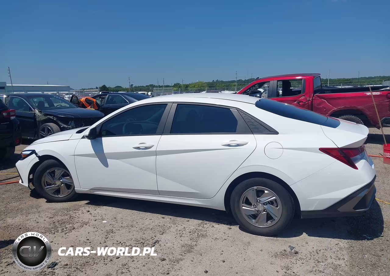 2024 Hyundai Elantra Se VIN:KMHLL4DG1RU831396 - 14