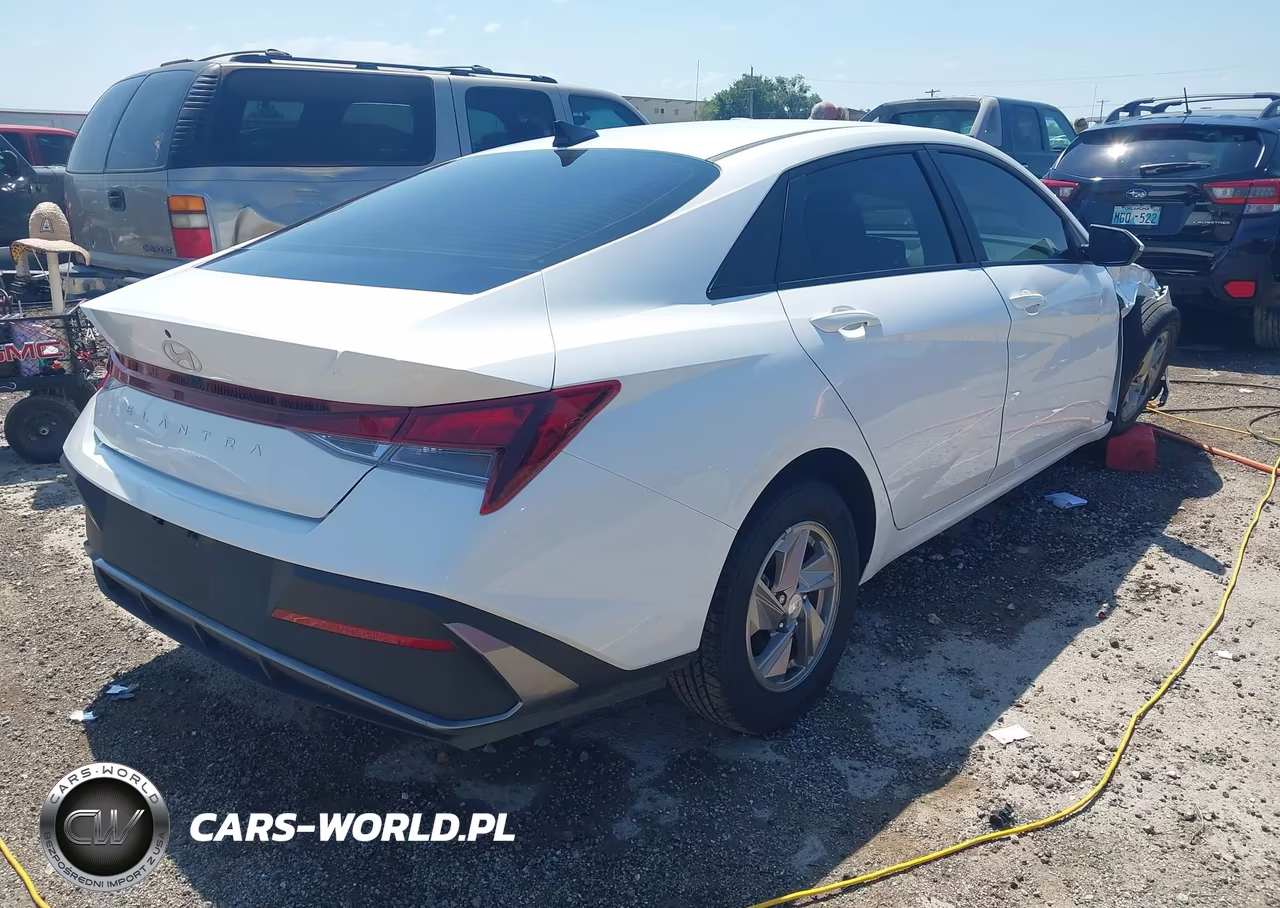 2024 Hyundai Elantra Se VIN:KMHLL4DG1RU831396 - 4