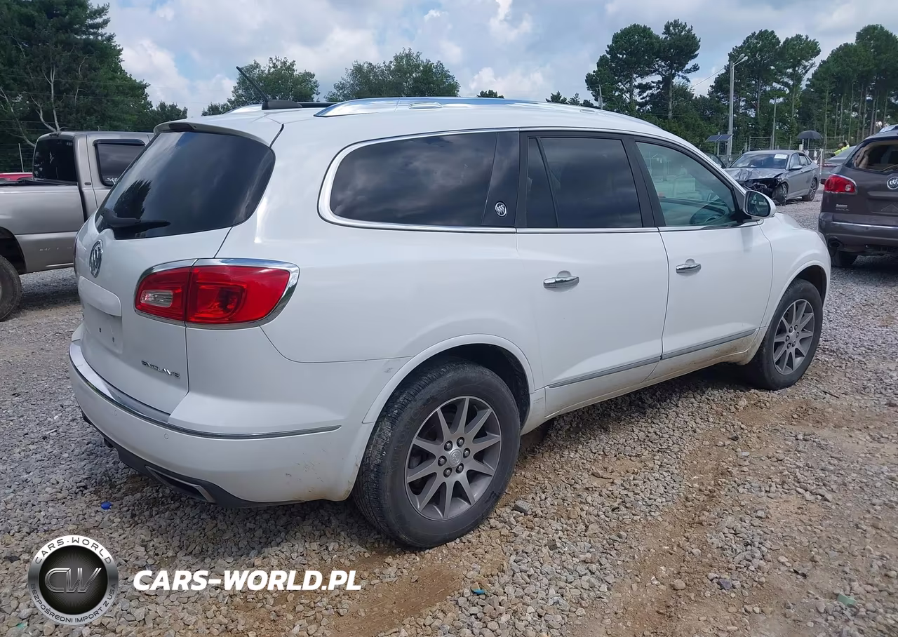 2017 Buick Enclave Convenience VIN:5GAKRAKD0HJ332919 - 4