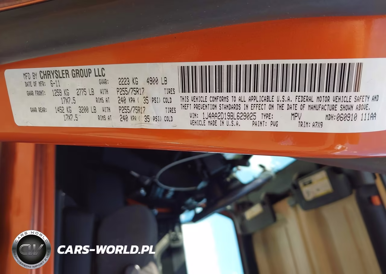 2011 Jeep Wrangler Sport VIN:1J4AA2D19BL629025 - 9