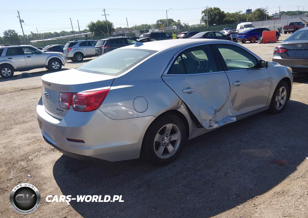 2014 Chevrolet Malibu 1Lt VIN:1G11C5SL7EF248839 - 4