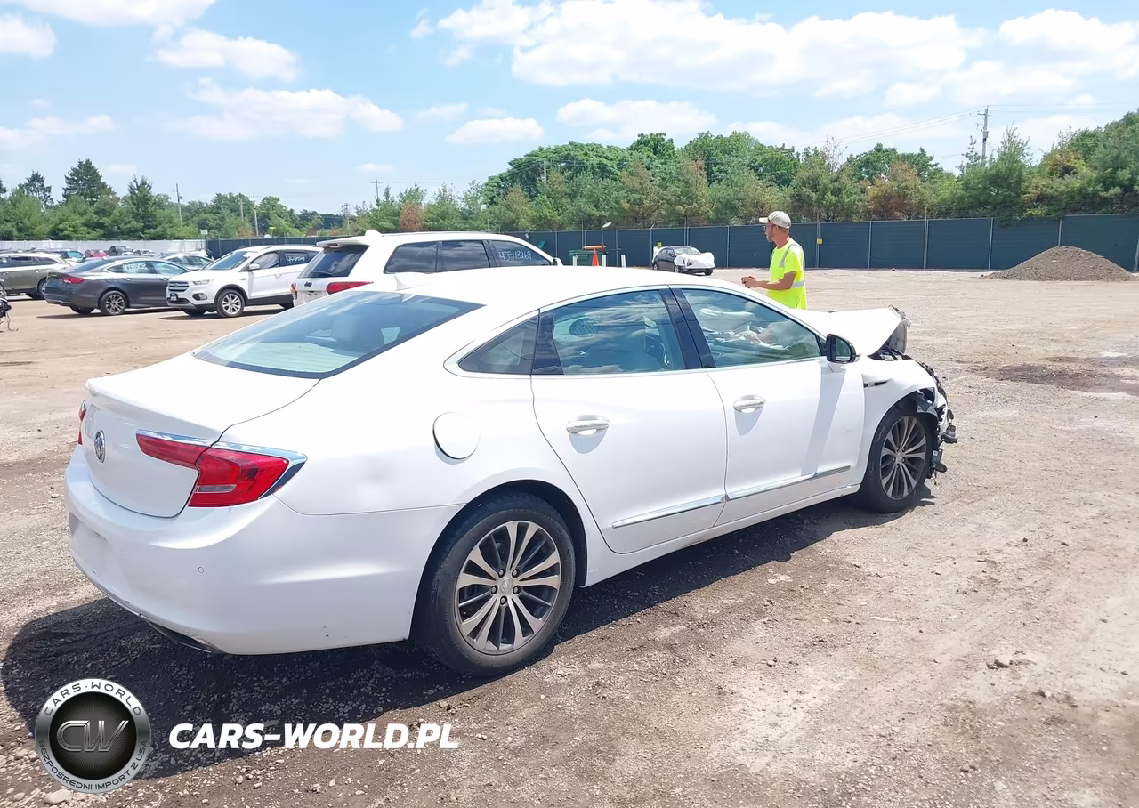 2017 Buick Lacrosse Essence VIN:1G4ZP5SS5HU182857 - 4