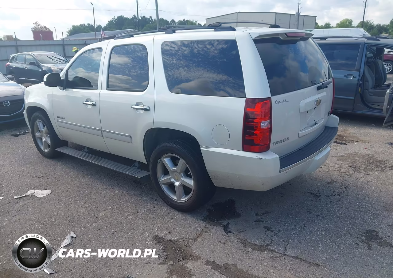 2011 Chevrolet Tahoe Ltz VIN:1GNSCCE06BR323081 - 3