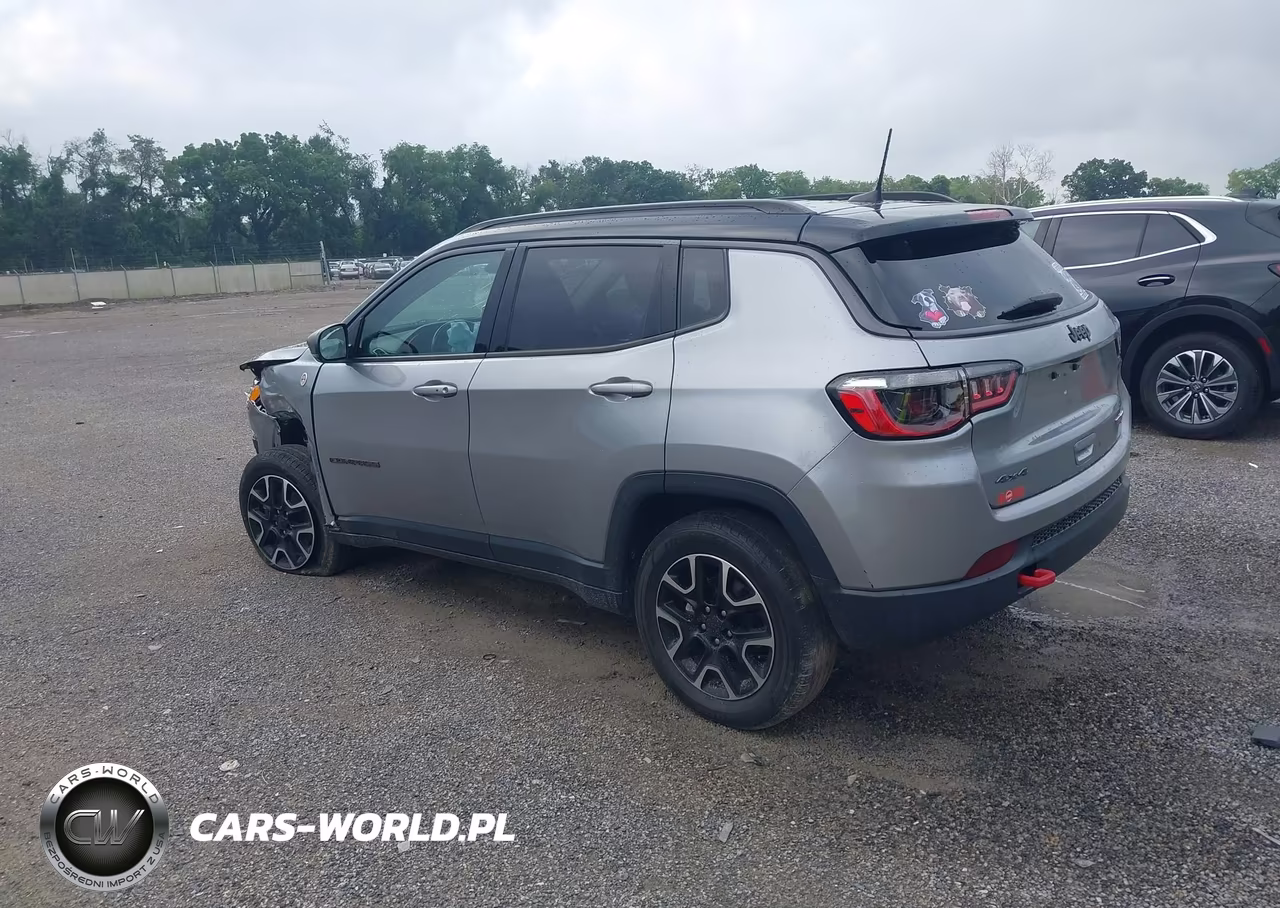 2020 Jeep Compass Trailhawk 4X4 VIN:3C4NJDDB2LT214758 - 3