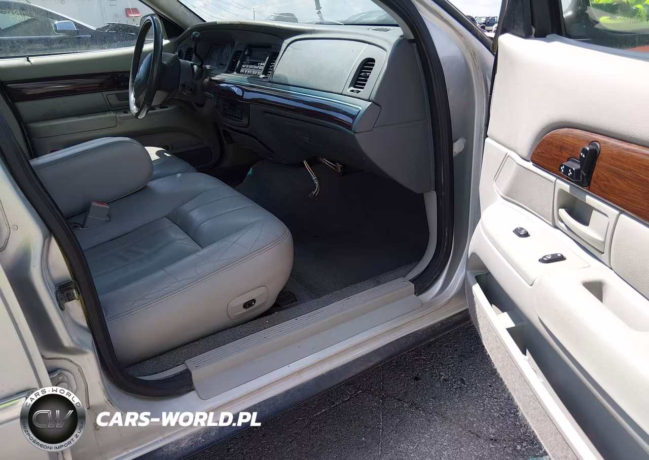 2003 Mercury Grand Marquis Ls VIN:2MEFM75WX3X673192 - 5