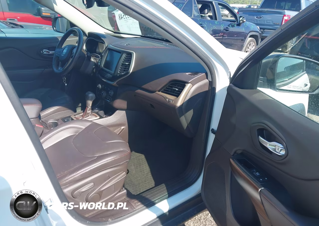 2014 Jeep Cherokee Trailhawk VIN:1C4PJMBS7EW244489 - 5