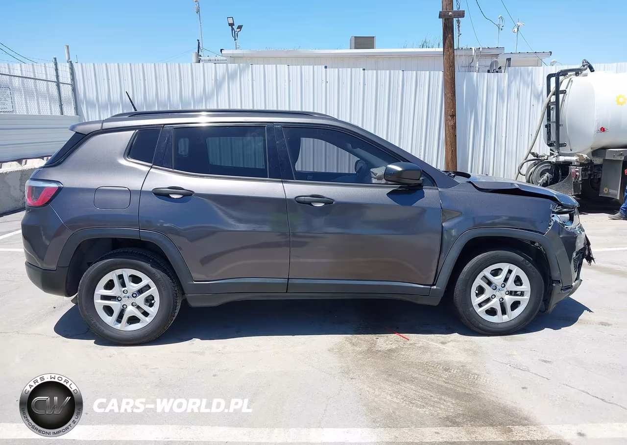 2017 Jeep Compass Sport VIN:3C4NJCAB0HT668559 - 16