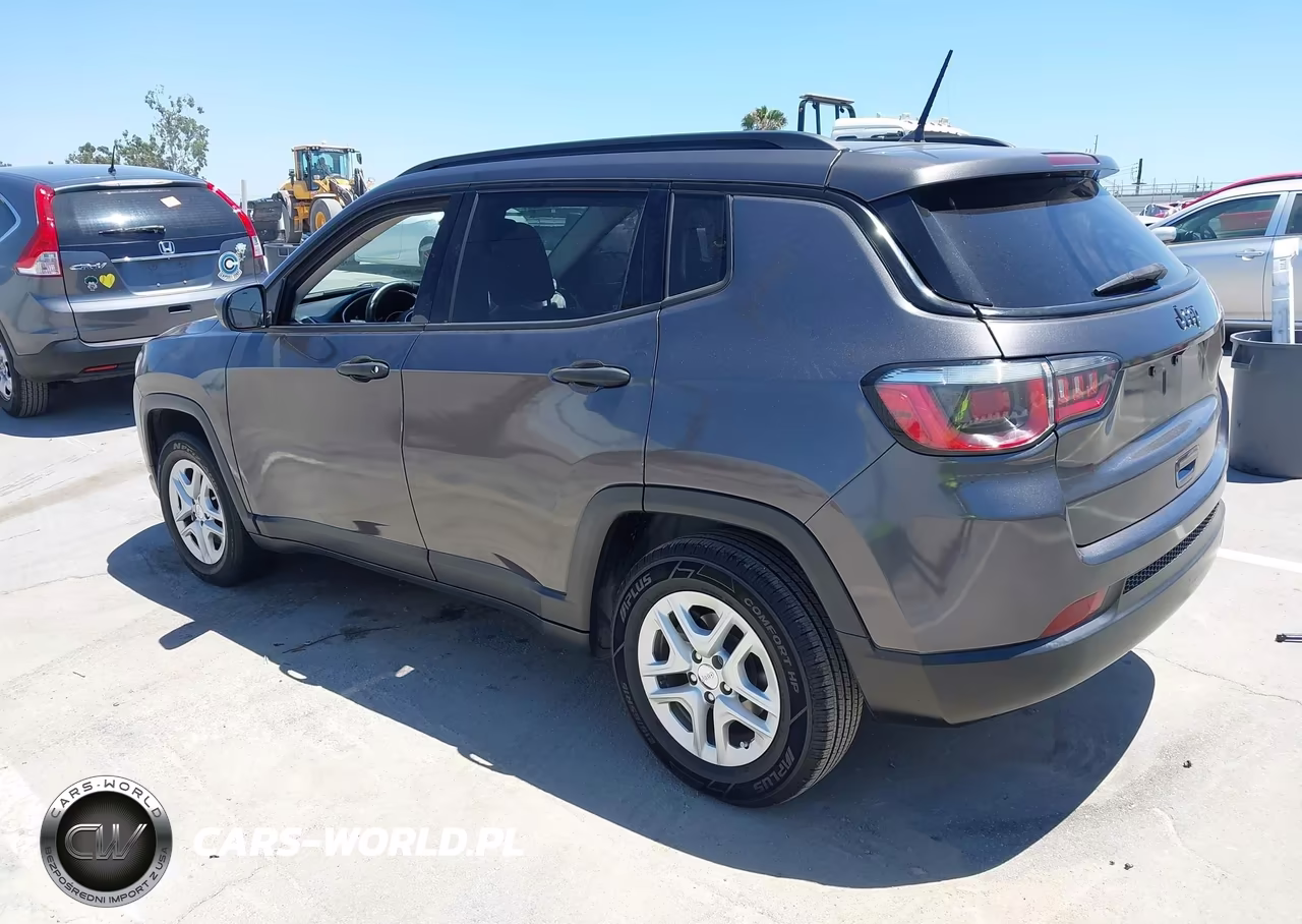 2017 Jeep Compass Sport VIN:3C4NJCAB0HT668559 - 3