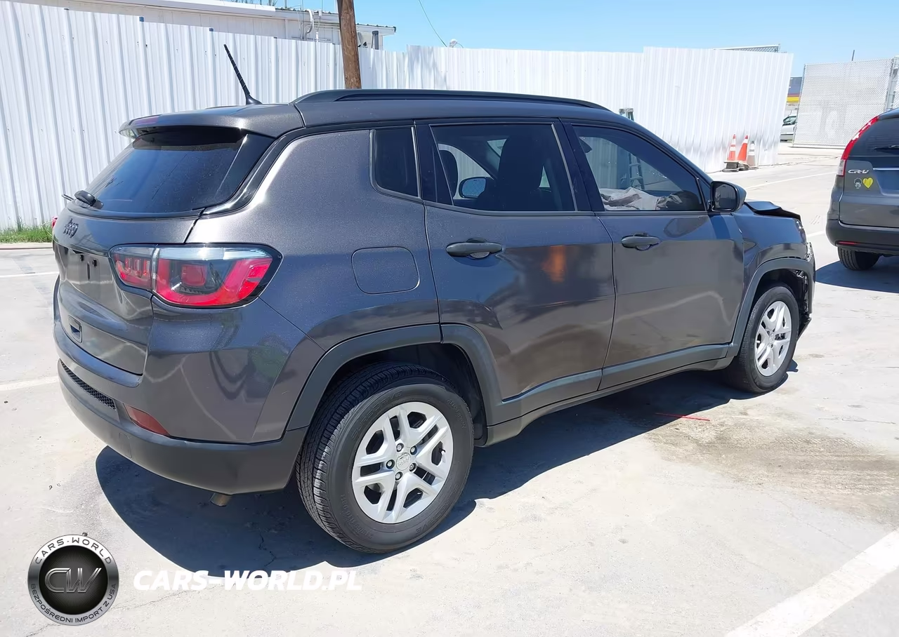 2017 Jeep Compass Sport VIN:3C4NJCAB0HT668559 - 4