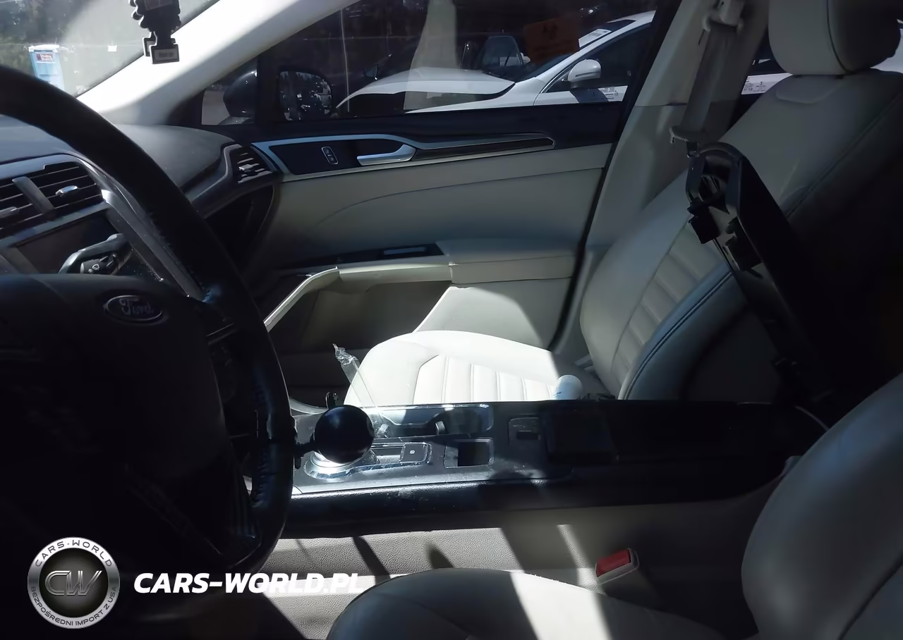 2017 Ford Fusion Se VIN:3FA6P0T98HR351112 - 15