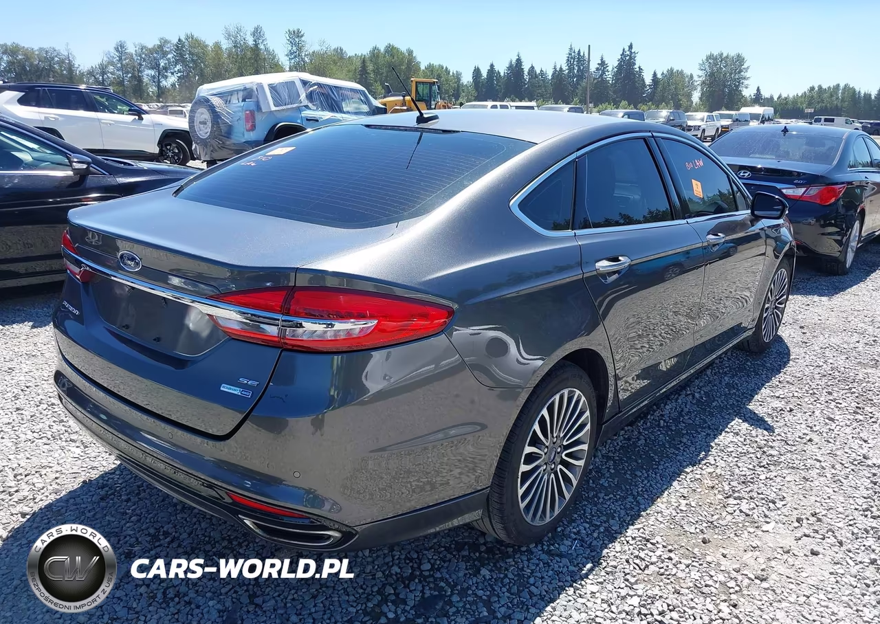 2017 Ford Fusion Se VIN:3FA6P0T98HR351112 - 4